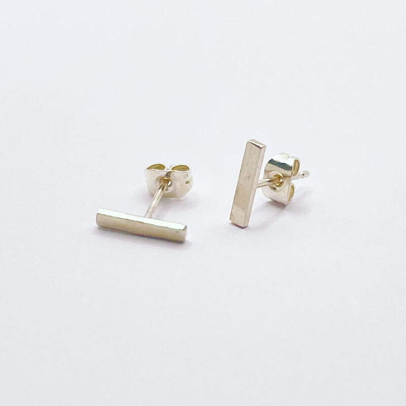 Mini orecchini, barrette in argento lavorato in superficie
