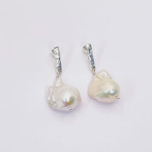Orecchini argento e perle barocche